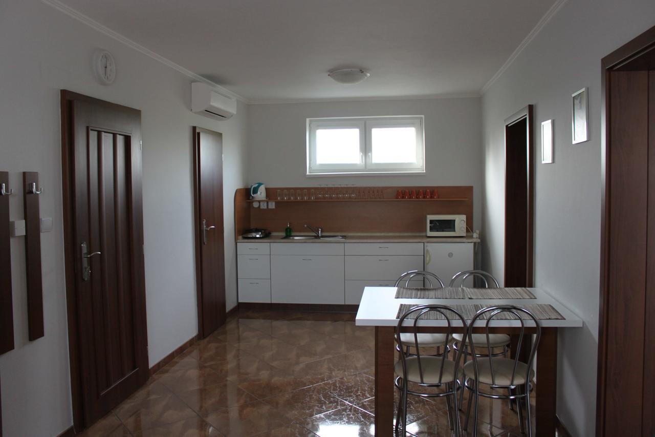 Privat Arcadia Apartment Podhájska Exterior foto