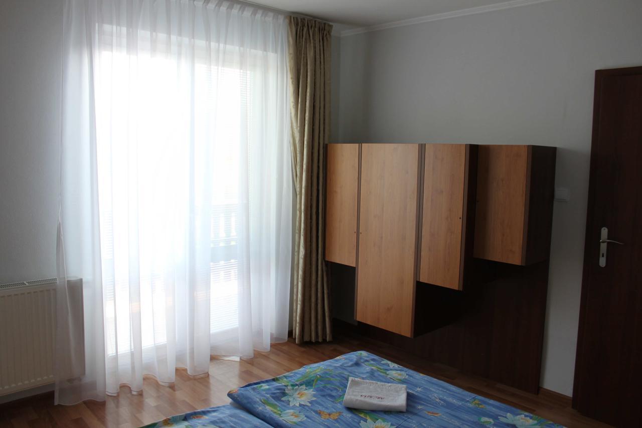 Privat Arcadia Apartment Podhájska Exterior foto